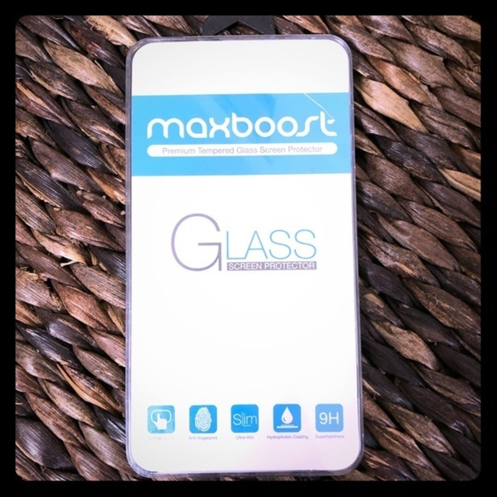 iPhone 5SE glass screen protector new